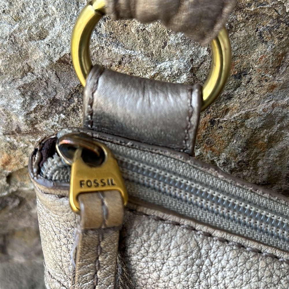 Fossil leather messenger bag - Picture 4 of 6